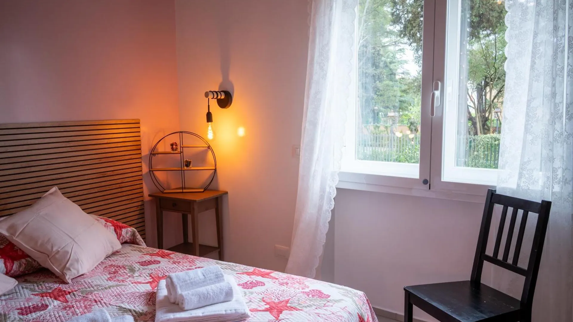 Guest house Sanlorenzo Mada House Rome Italy
